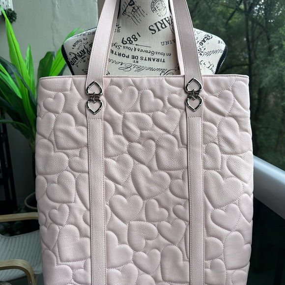 Heart Pattern Tote Bag - Picture 6 of 8